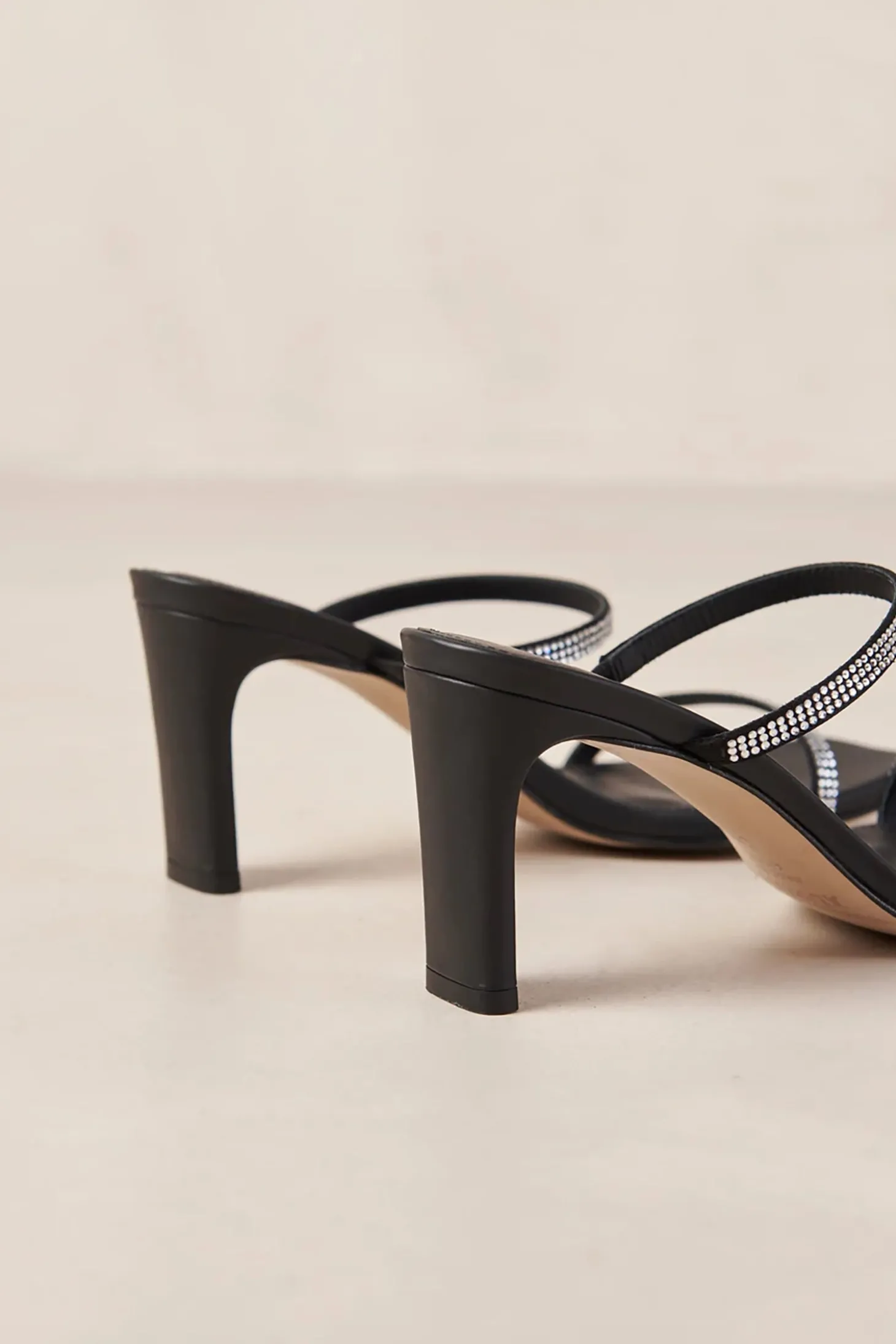 Alohas Cannes Heel Glow Black