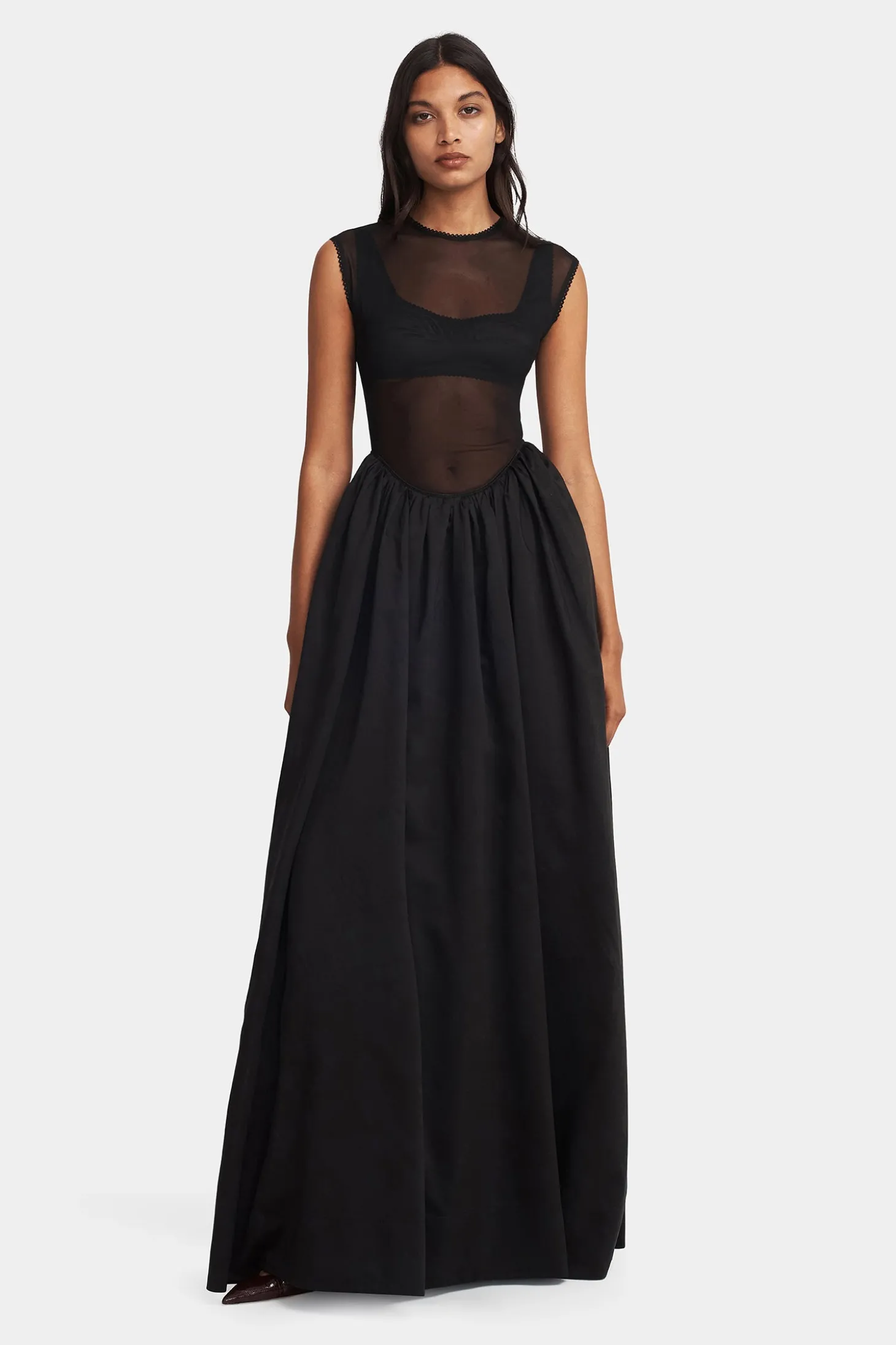 Anya Gown Black