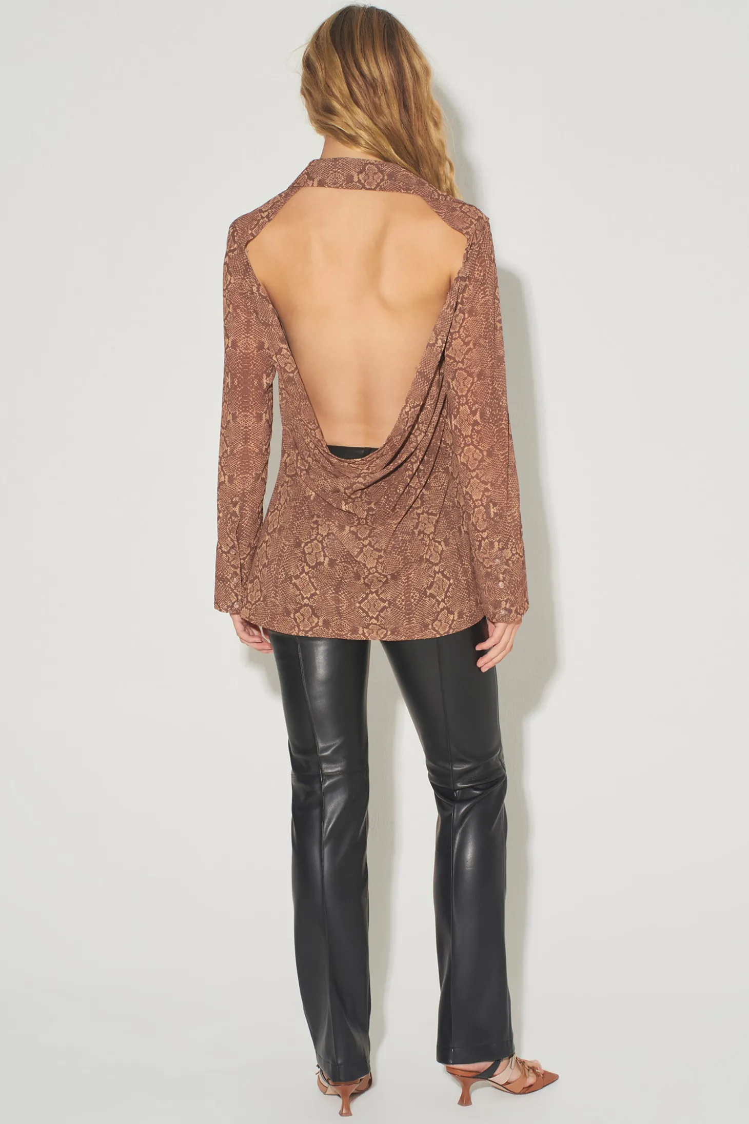 Greta Backless Shirt Serpent