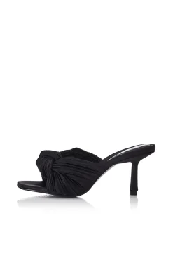 Lia Heel Black