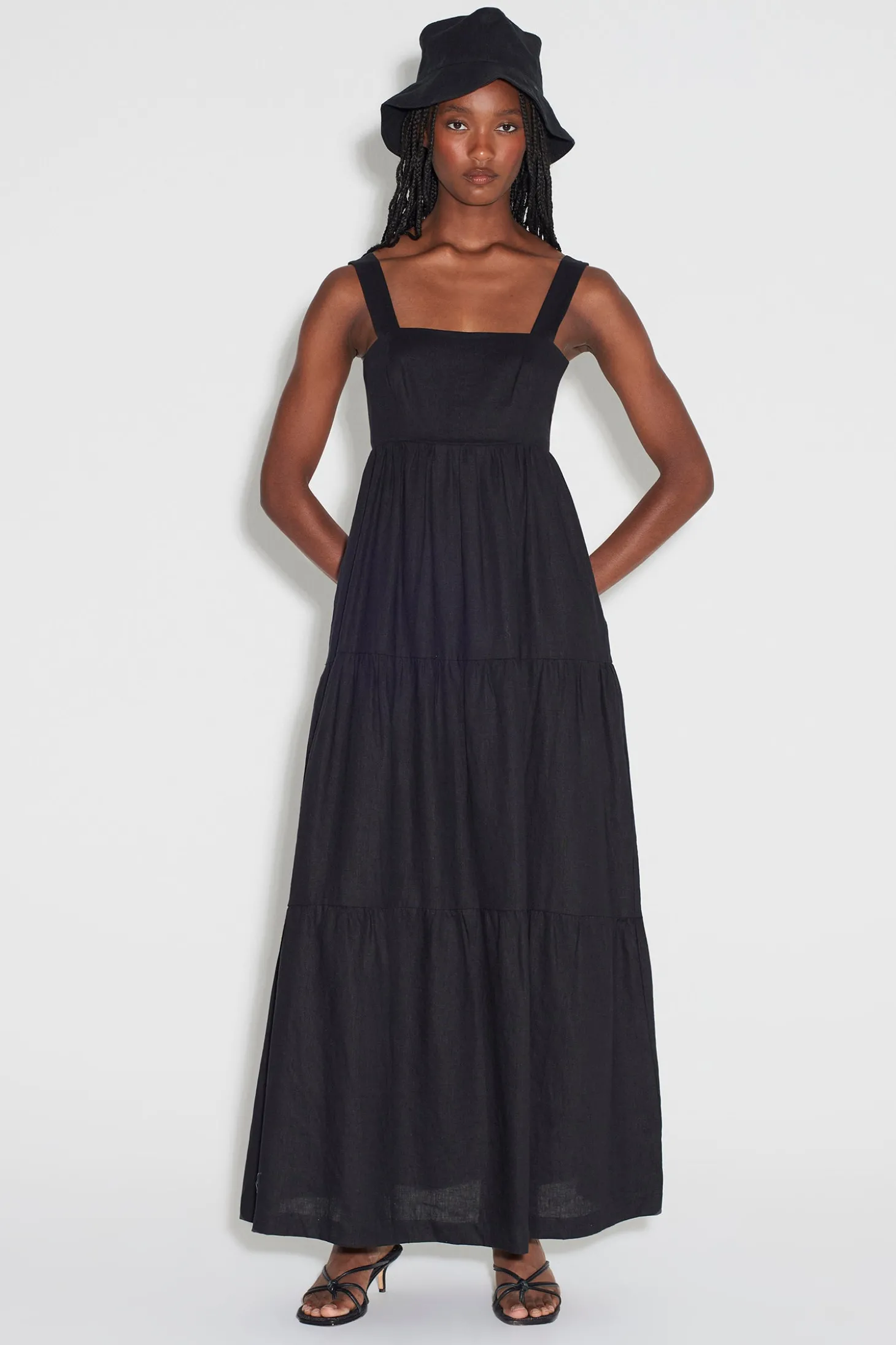 Mona Dress Black