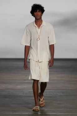 Sabre Shirt Sand